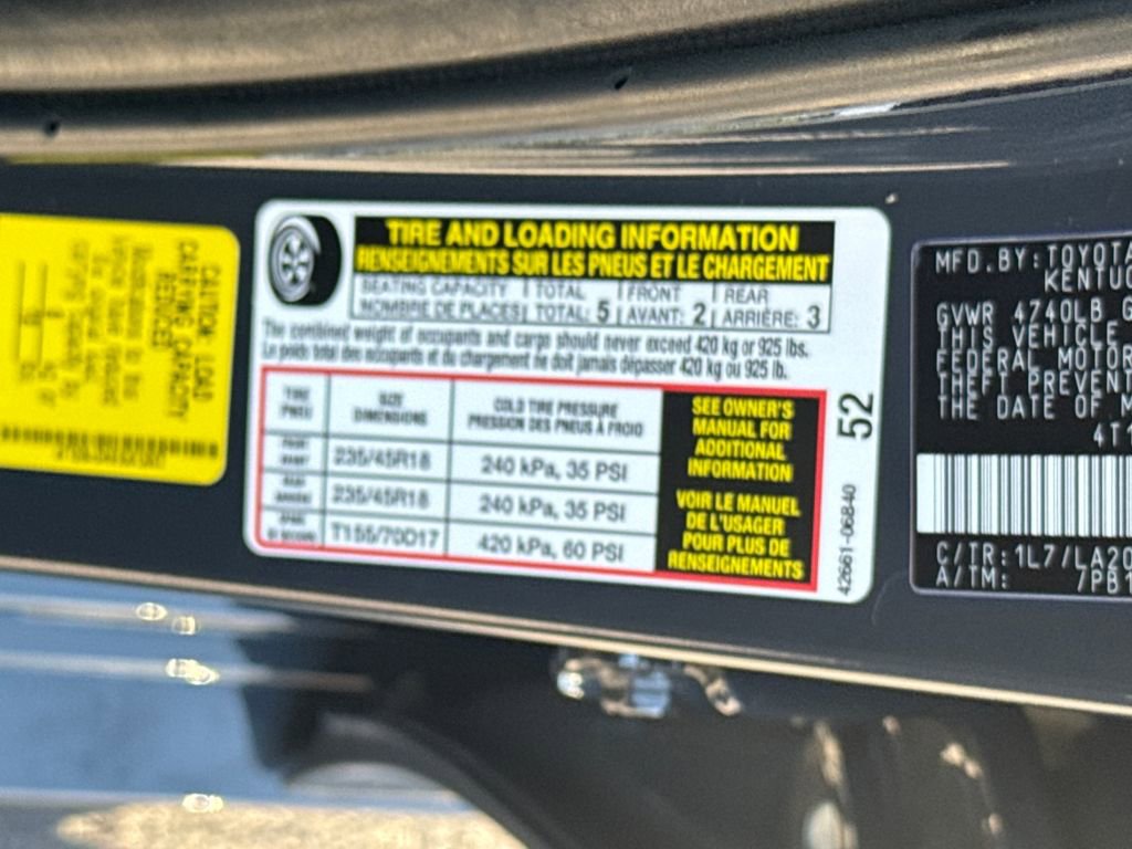 Used 2025 Toyota Camry XLE image 45