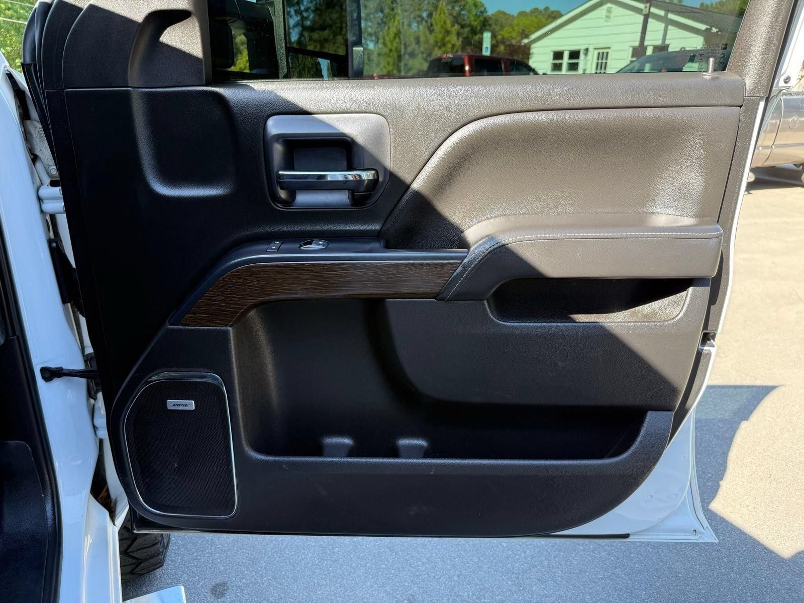 Used 2019 GMC Sierra 3500 Denali w/ Duramax Plus Package AWD/4WD image 27