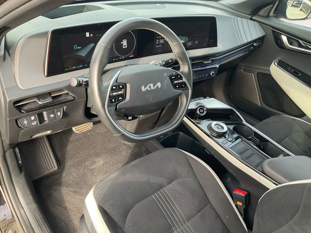 Used 2022 Kia EV6 GT-Line w/ GT-Line Suede Seat Package image 16