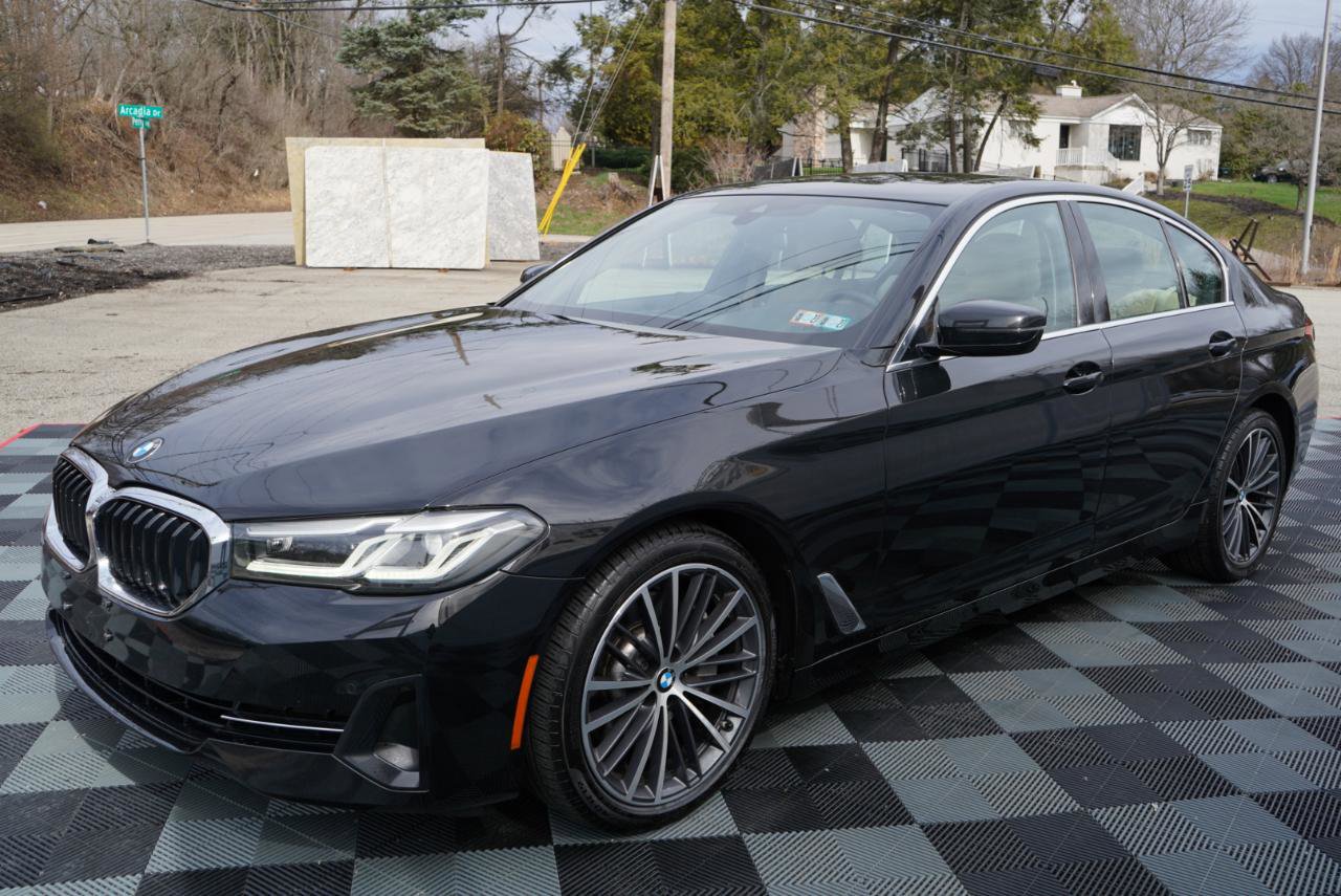 Used 2021 BMW 530i xDrive 530i xDrive Sedan w/ Convenience Package image 12