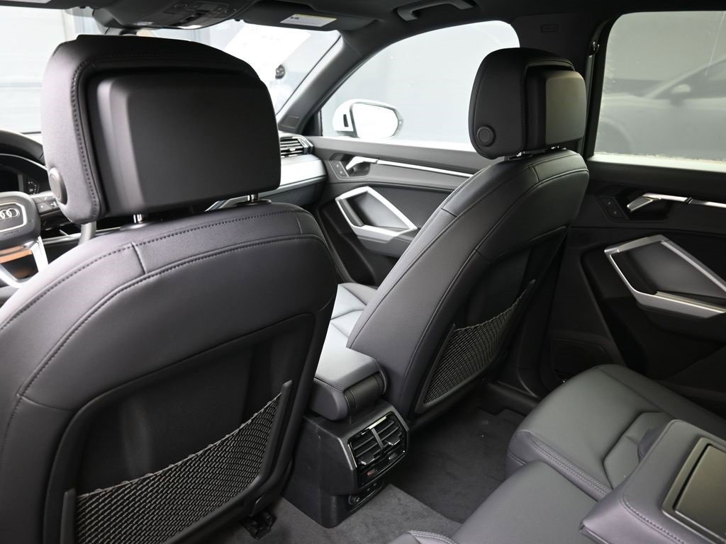 New 2025 Audi Q3 2.0T Premium image 19