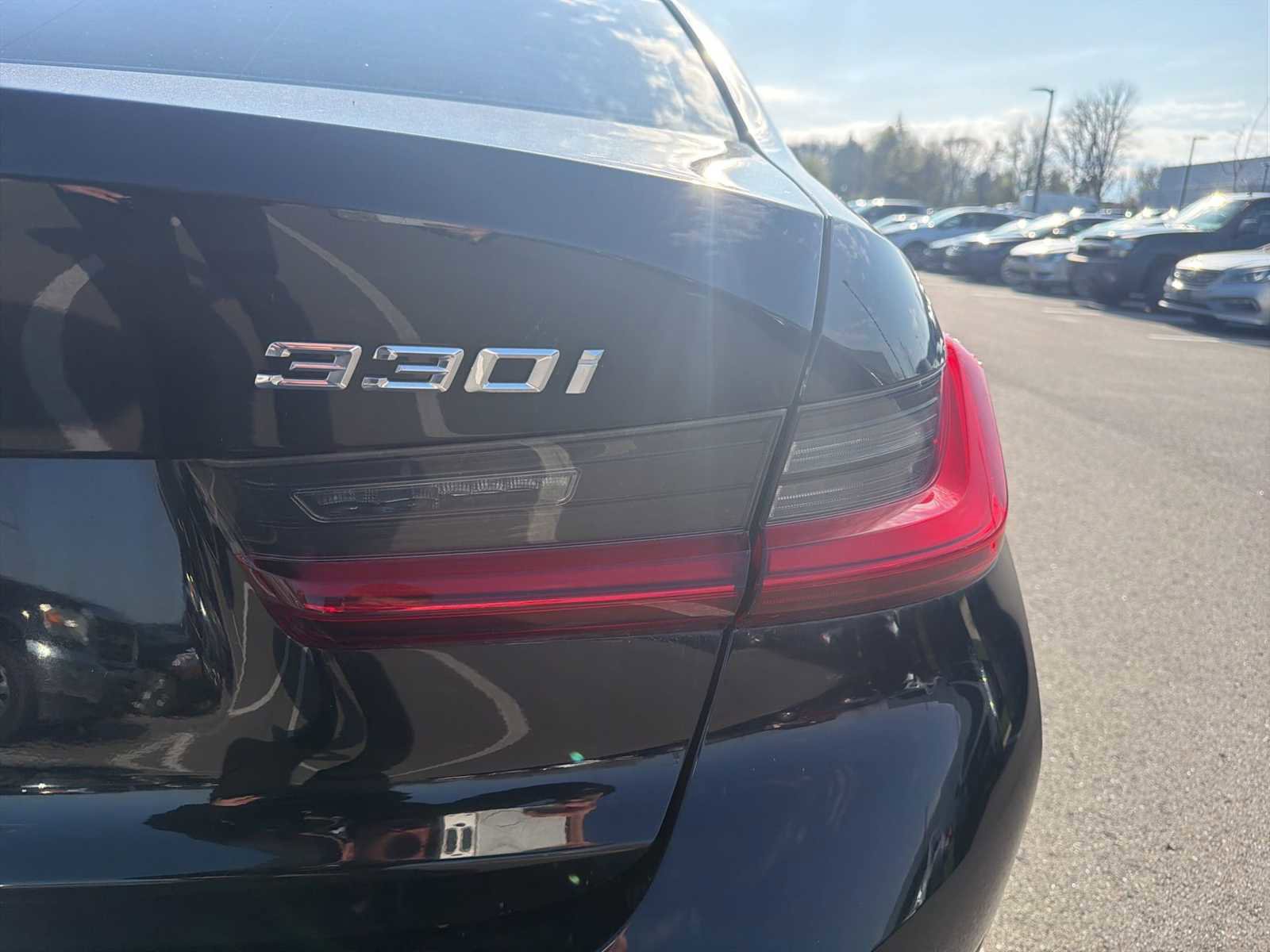 Used 2020 BMW 330i xDrive Sedan w/ Premium Package AWD/4WD image 9