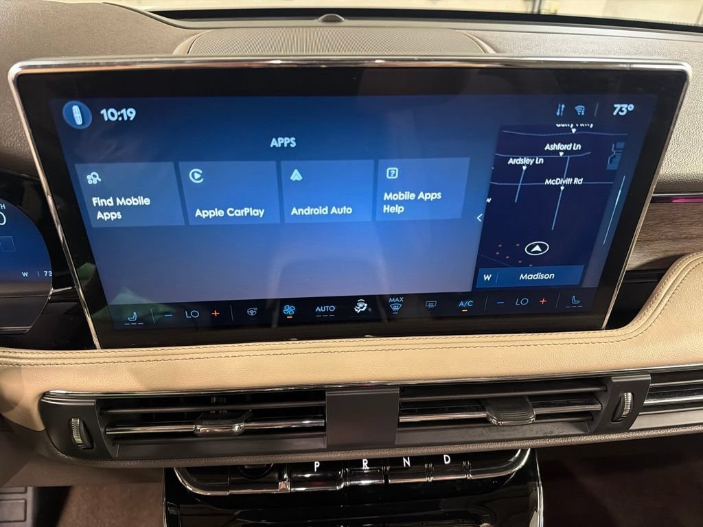 Certified 2023 Lincoln Corsair Reserve w/ Equipment Group 202A AWD/4WD image 9