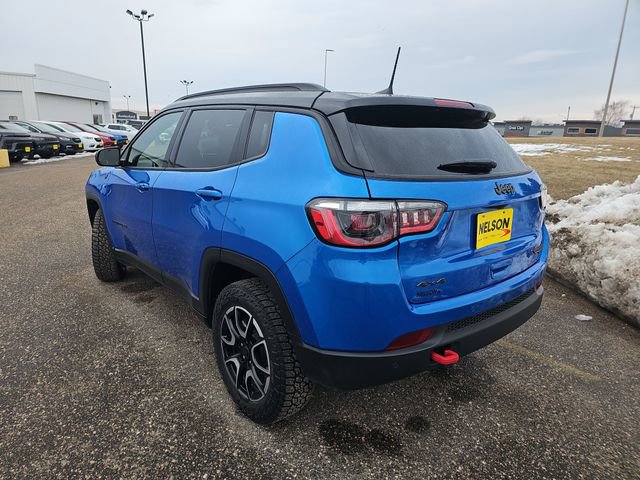Used 2026 Jeep Compass Trailhawk image 3