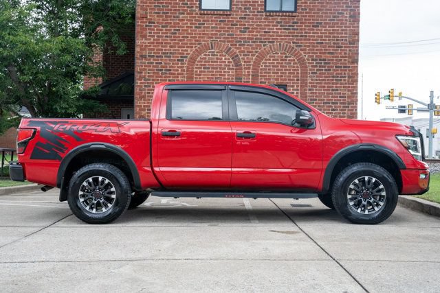 Used 2023 Nissan Titan PRO-4X w/ Pro-4x Convenience Package AWD/4WD image 4