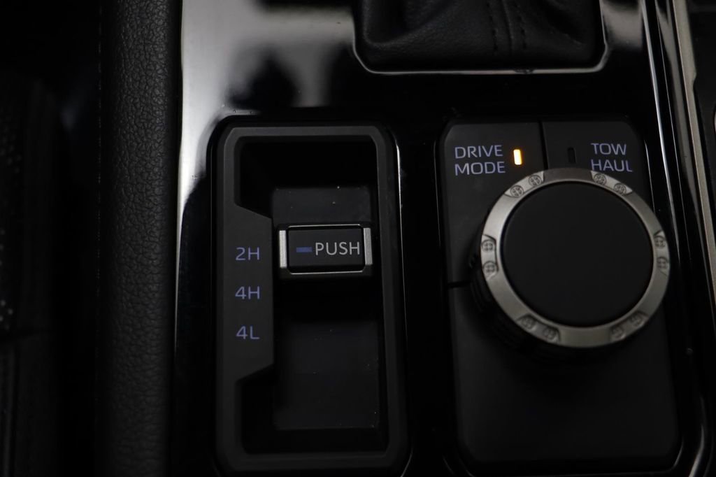 Used 2024 Toyota Tundra Limited AWD/4WD image 14