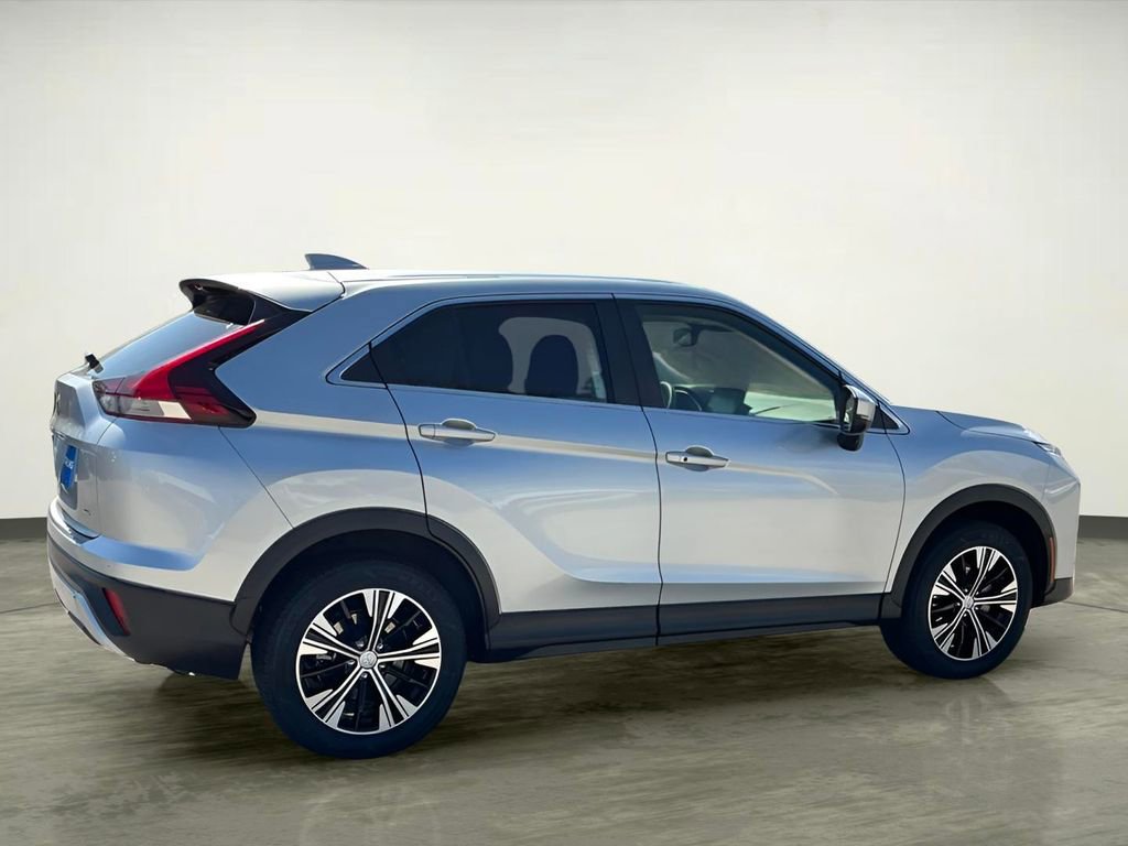 Used 2022 Mitsubishi Eclipse Cross SE AWD/4WD image 11