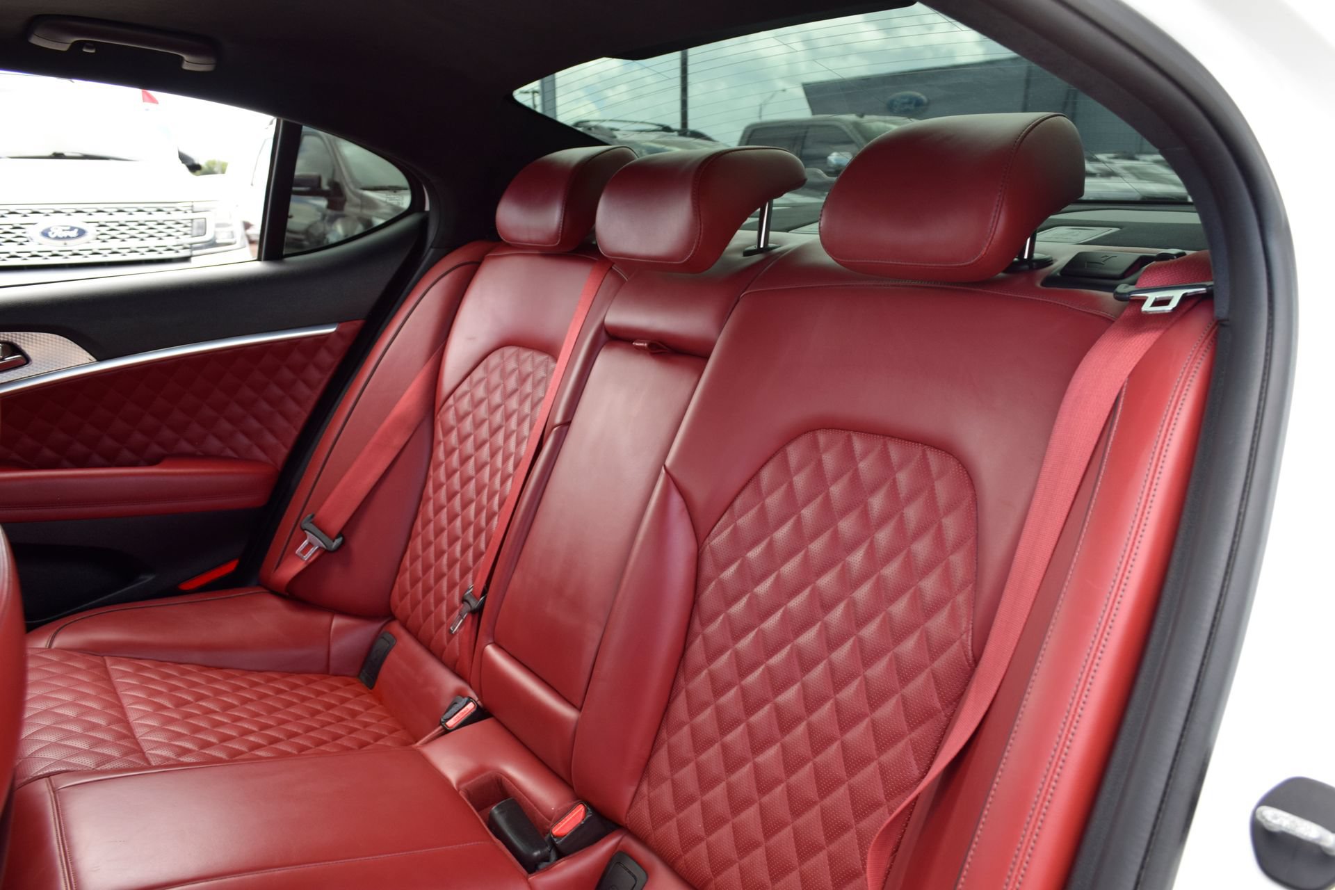Used 2022 Genesis G70 3.3T Launch Edition RWD image 18