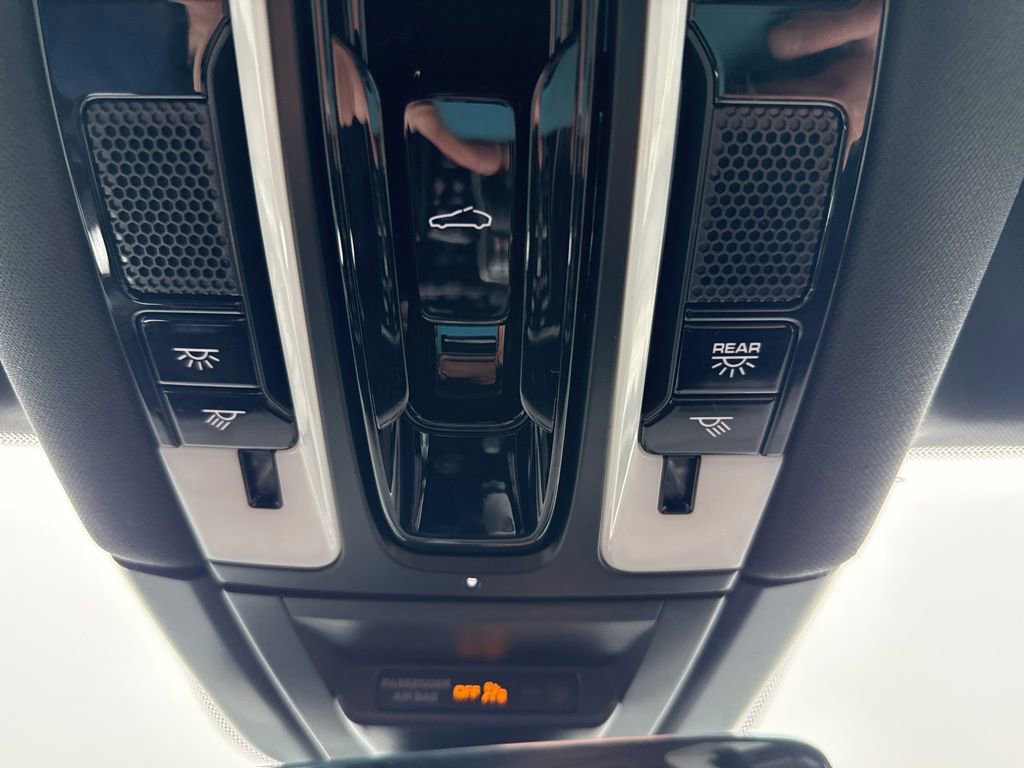 Used 2022 Porsche Cayenne S image 31