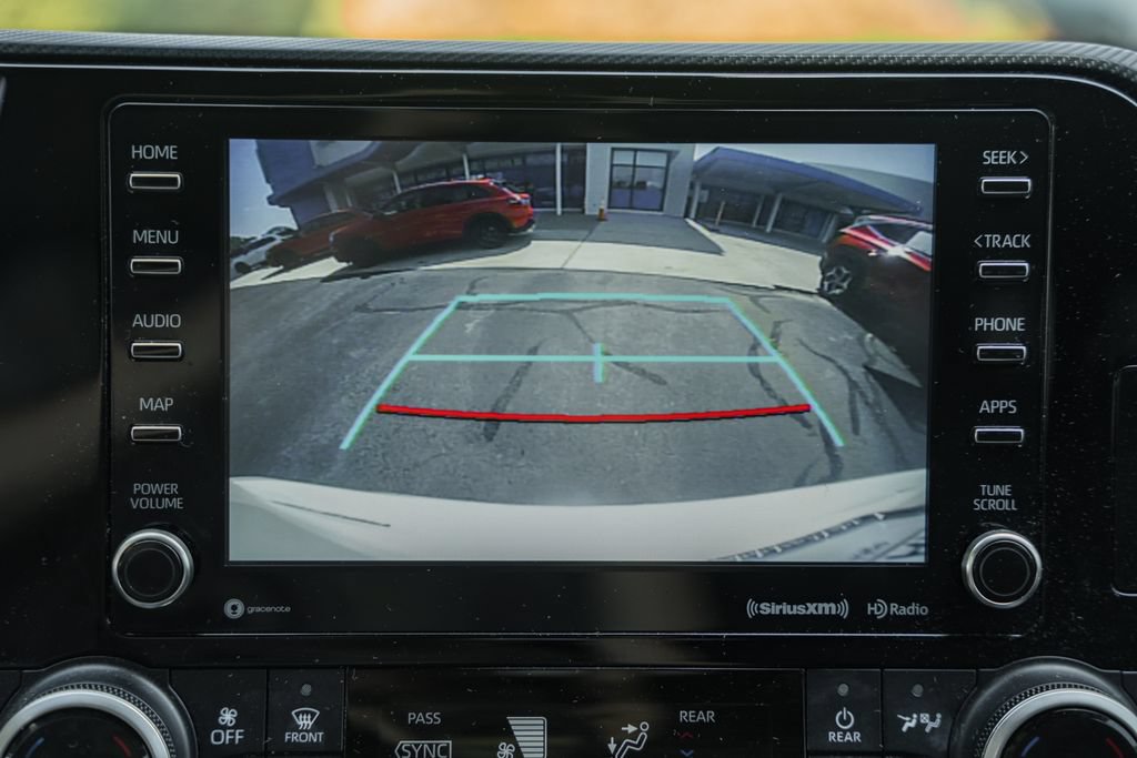 Used 2021 Toyota Highlander XSE AWD/4WD image 44