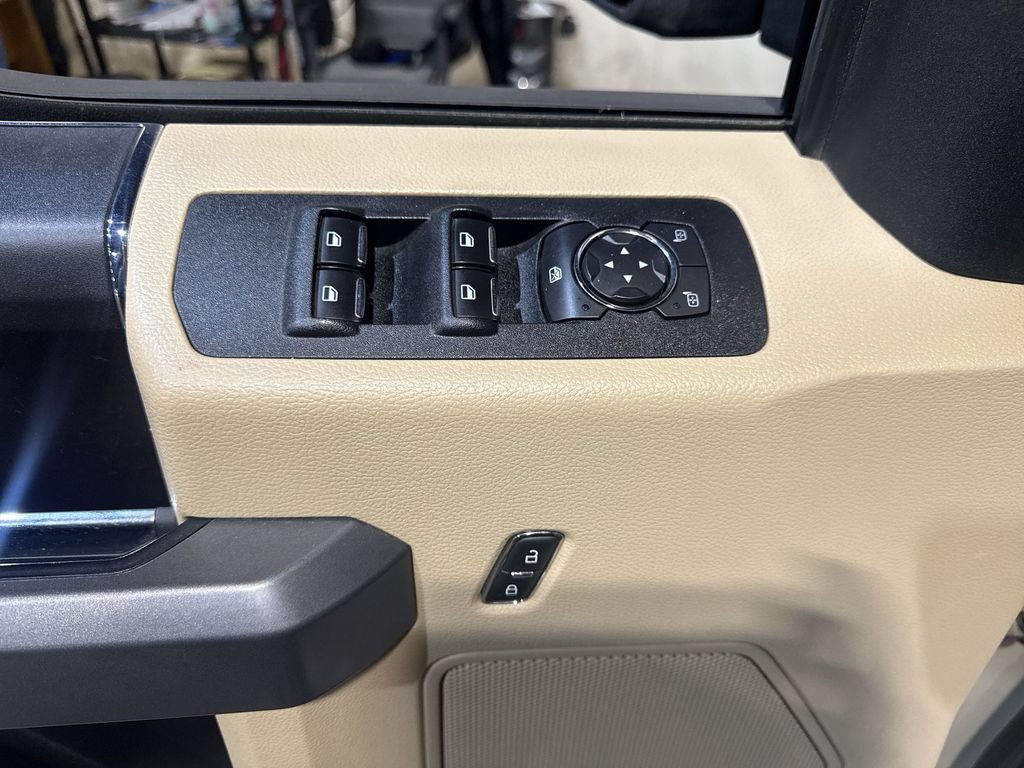 Used 2018 Ford F150 XLT AWD/4WD image 15