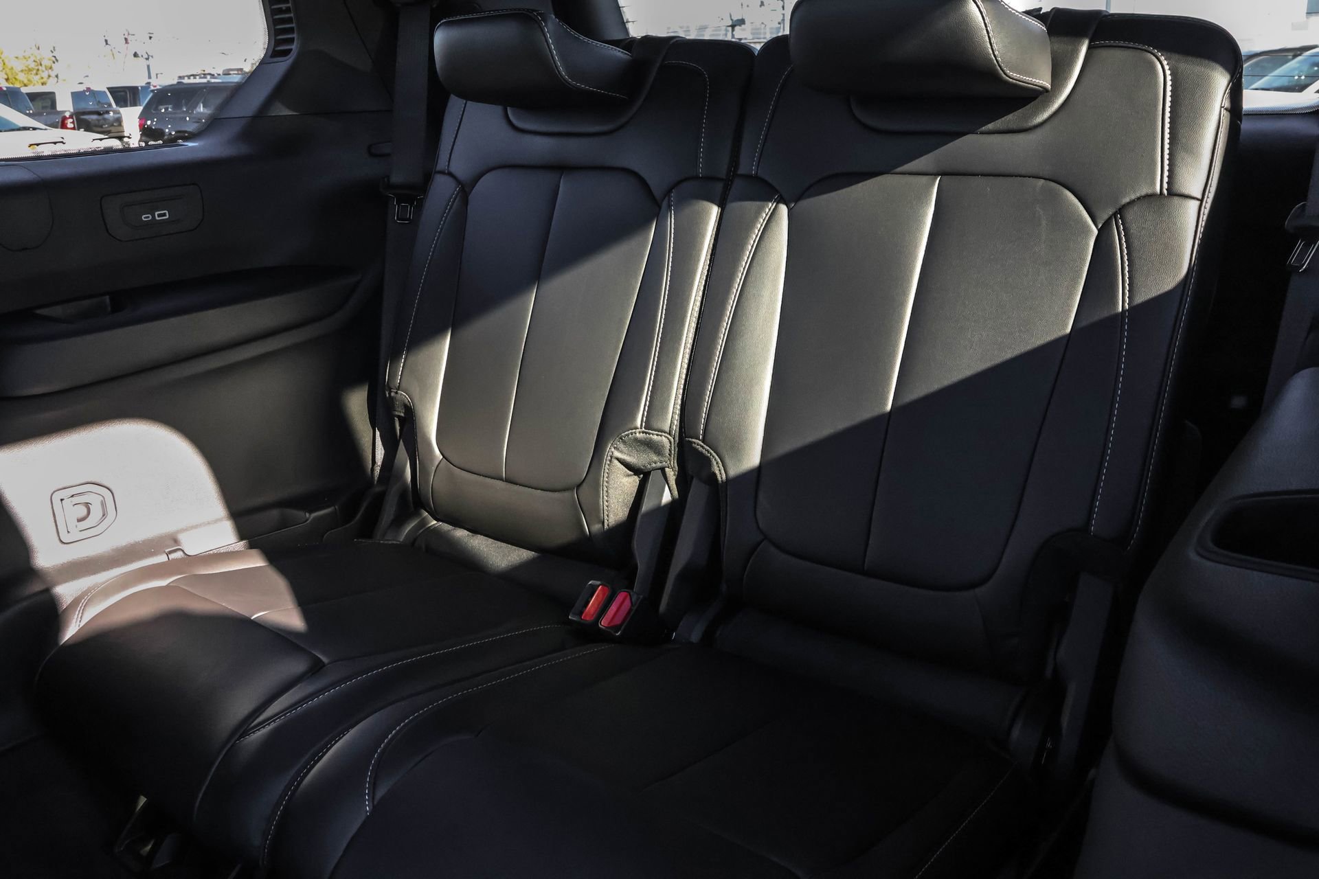 New 2025 Jeep Grand Cherokee L Limited w/ Trailer Tow Package image 15