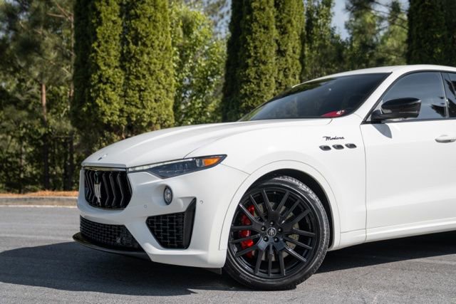 Used 2022 Maserati Levante Modena image 3
