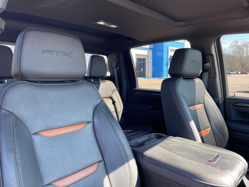 Used 2024 GMC Sierra 2500 AT4 w/ AT4 Premium Plus Package image 32