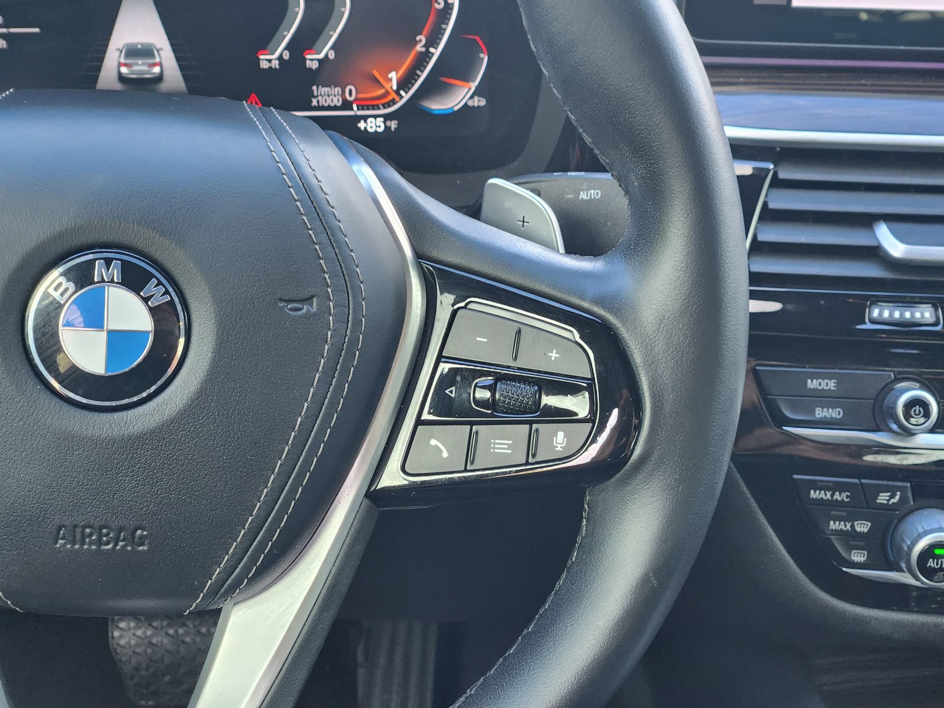 Used 2022 BMW 530i w/ Premium Package RWD image 29