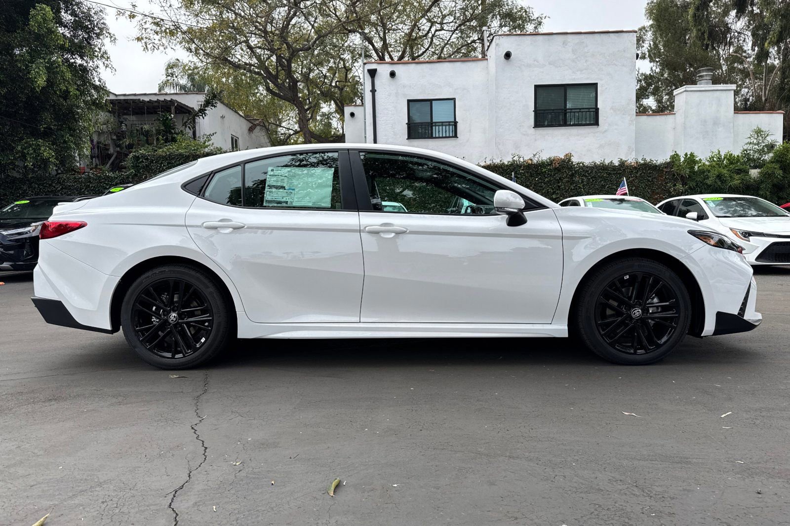 New 2026 Toyota Camry SE image 3