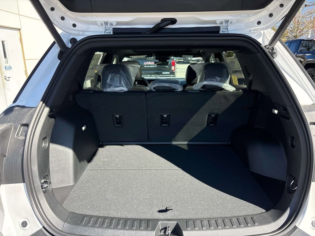 New 2026 GMC Terrain Elevation w/ Elevation Premium Package AWD/4WD image 4