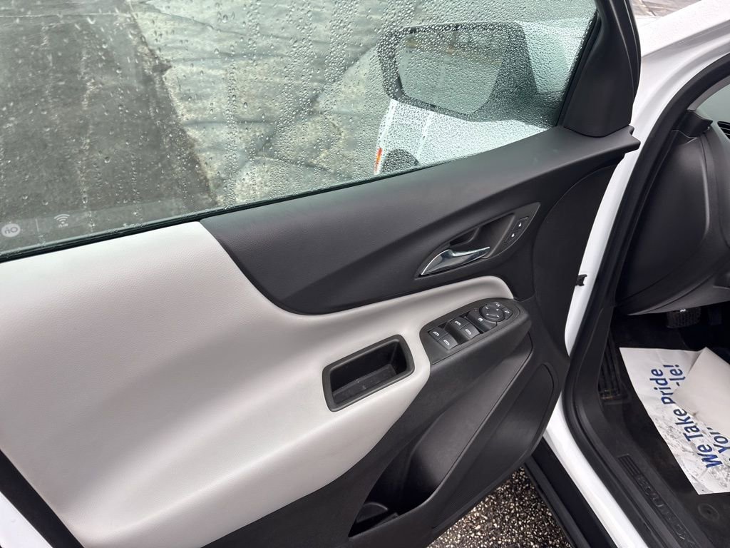 Used 2022 Chevrolet Equinox LT image 20