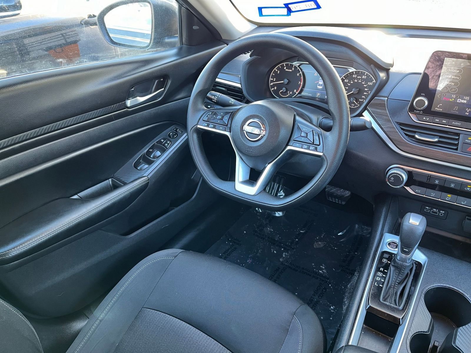 Used 2025 Nissan Altima 2.5 SV image 30