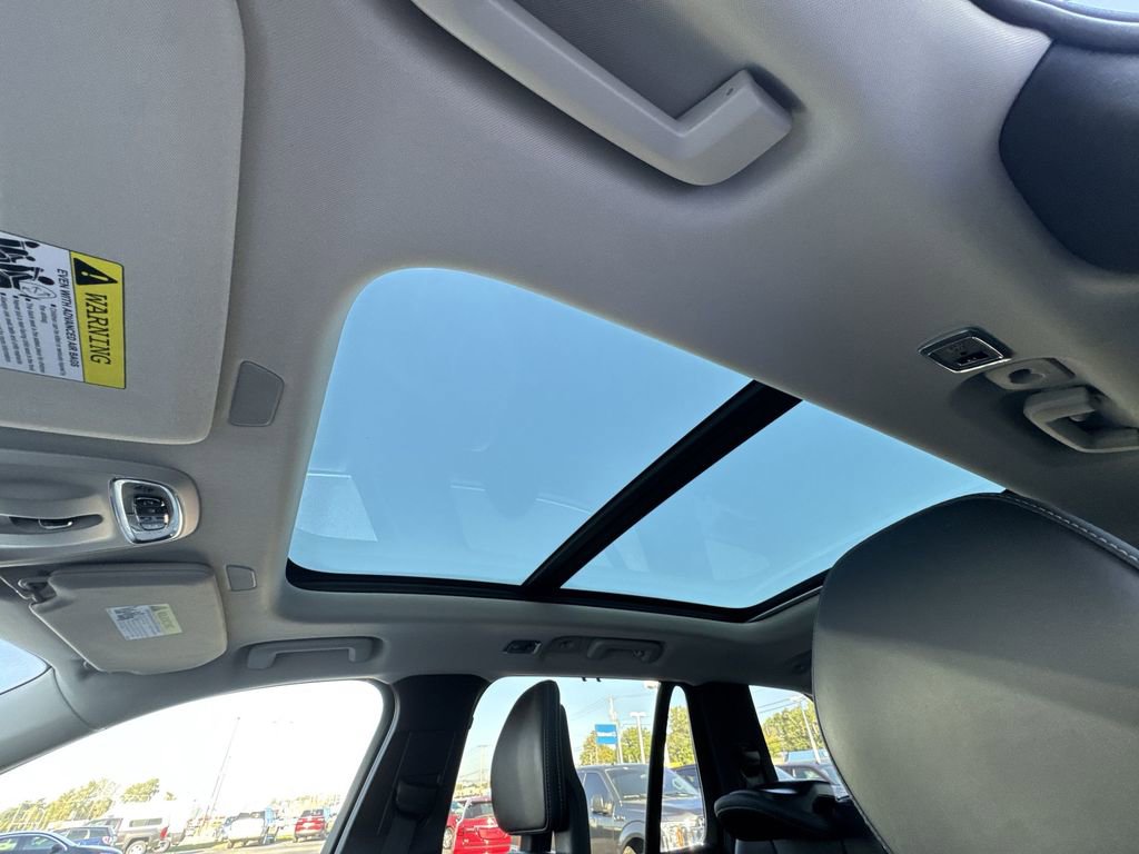 Used 2021 Volvo XC90 T8 Inscription w/ Advanced Package image 19