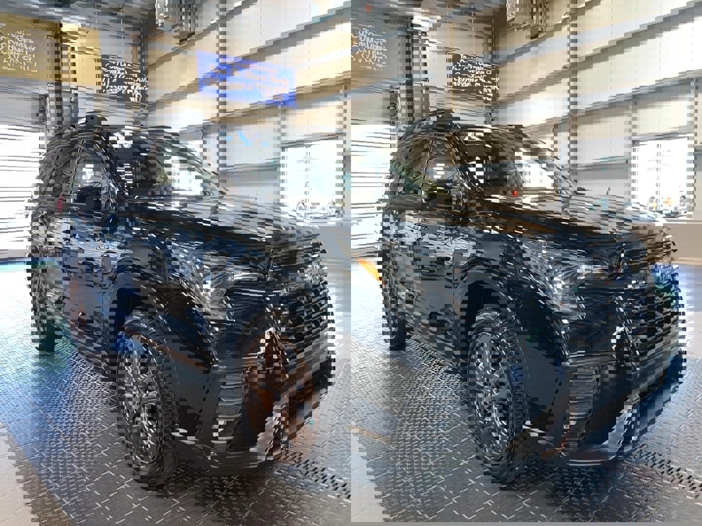 Used 2025 Subaru Ascent Bronze Edition image 1