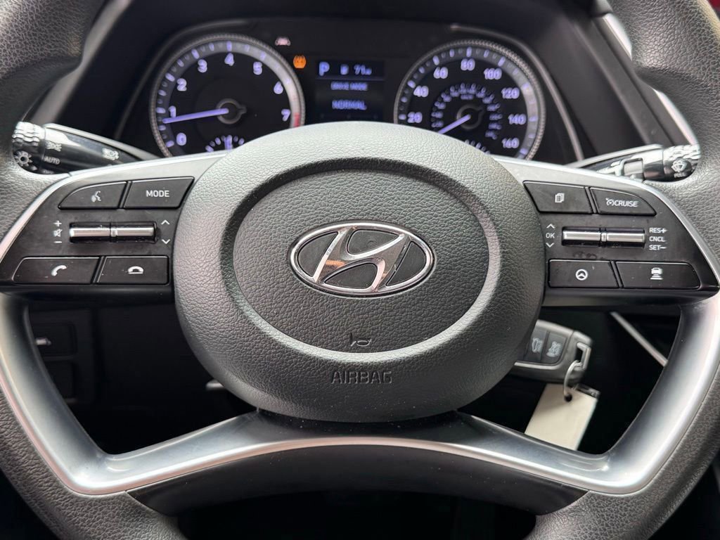 Used 2023 Hyundai Sonata SE w/ Cargo Package FWD image 6