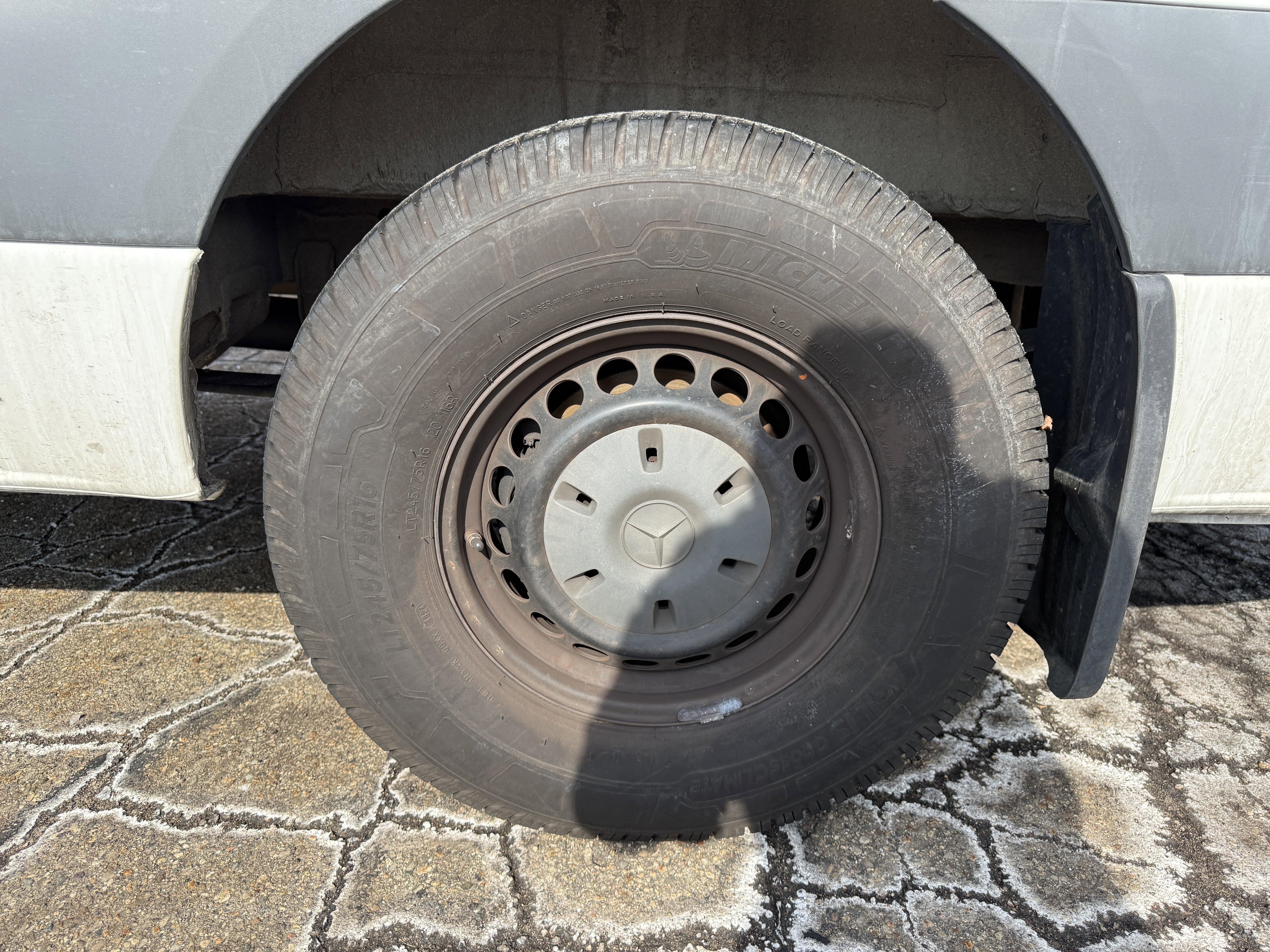 Used 2020 Mercedes-Benz Sprinter 2500 image 22