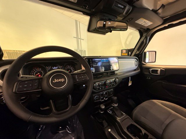 New 2025 Jeep Gladiator Sport AWD/4WD image 12
