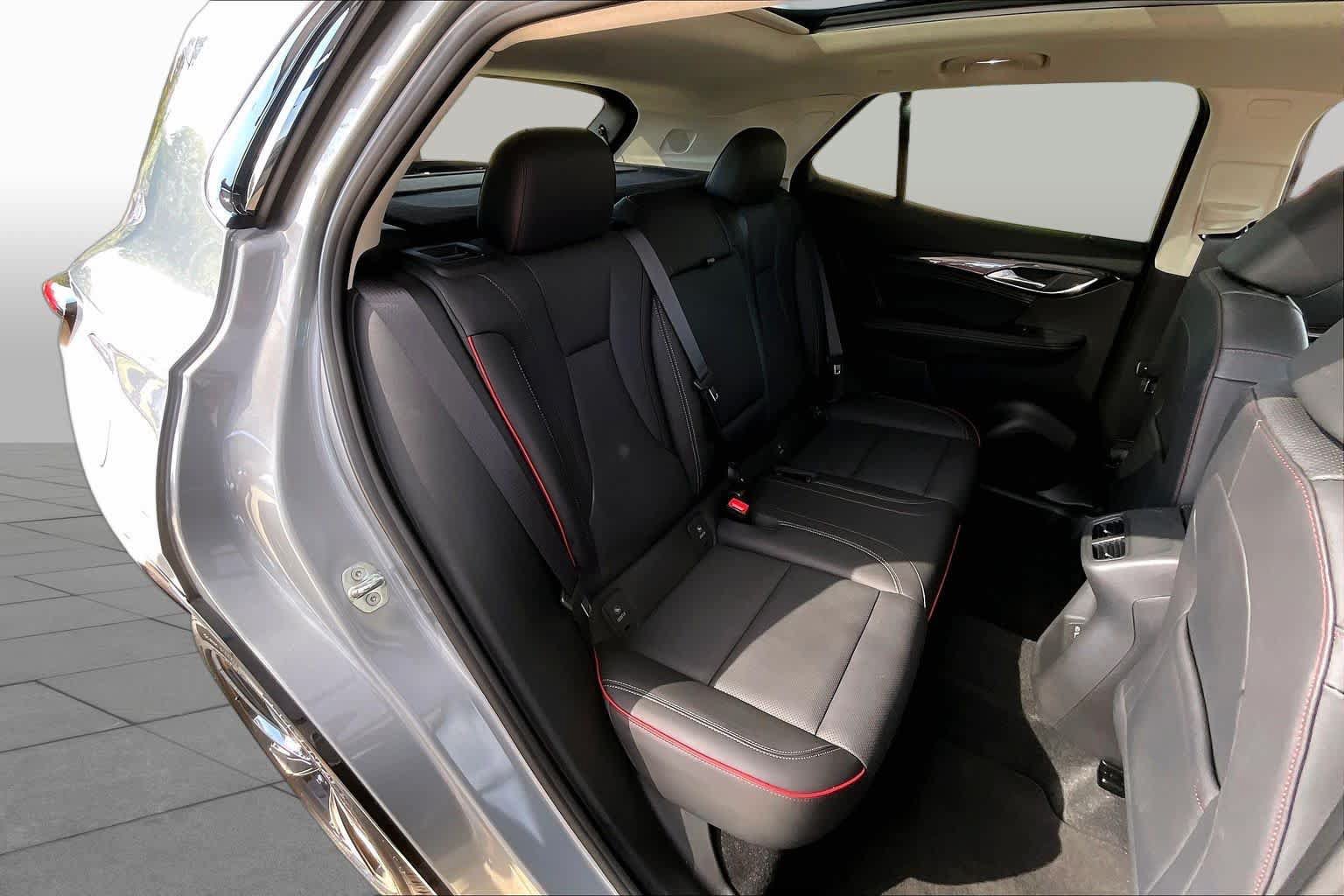 Used 2023 Buick Envision Essence w/ Sport Touring Package AWD/4WD image 20