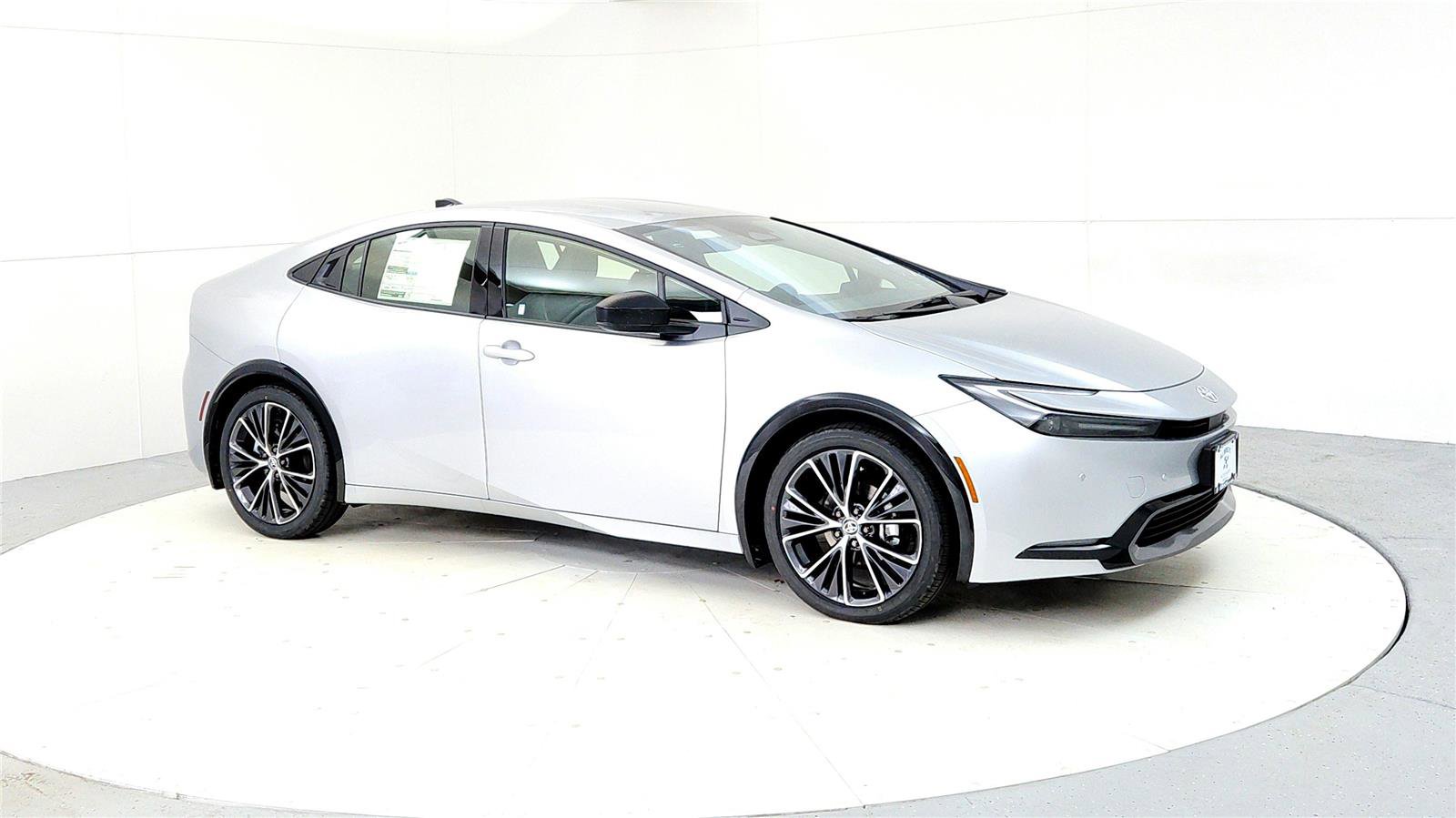 New 2026 Toyota Prius XLE image 7