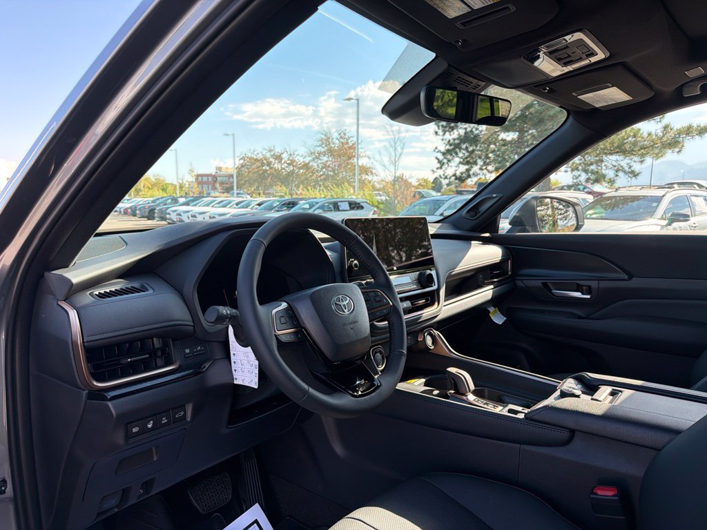Used 2026 Toyota Grand Highlander AWD Hybrid image 26