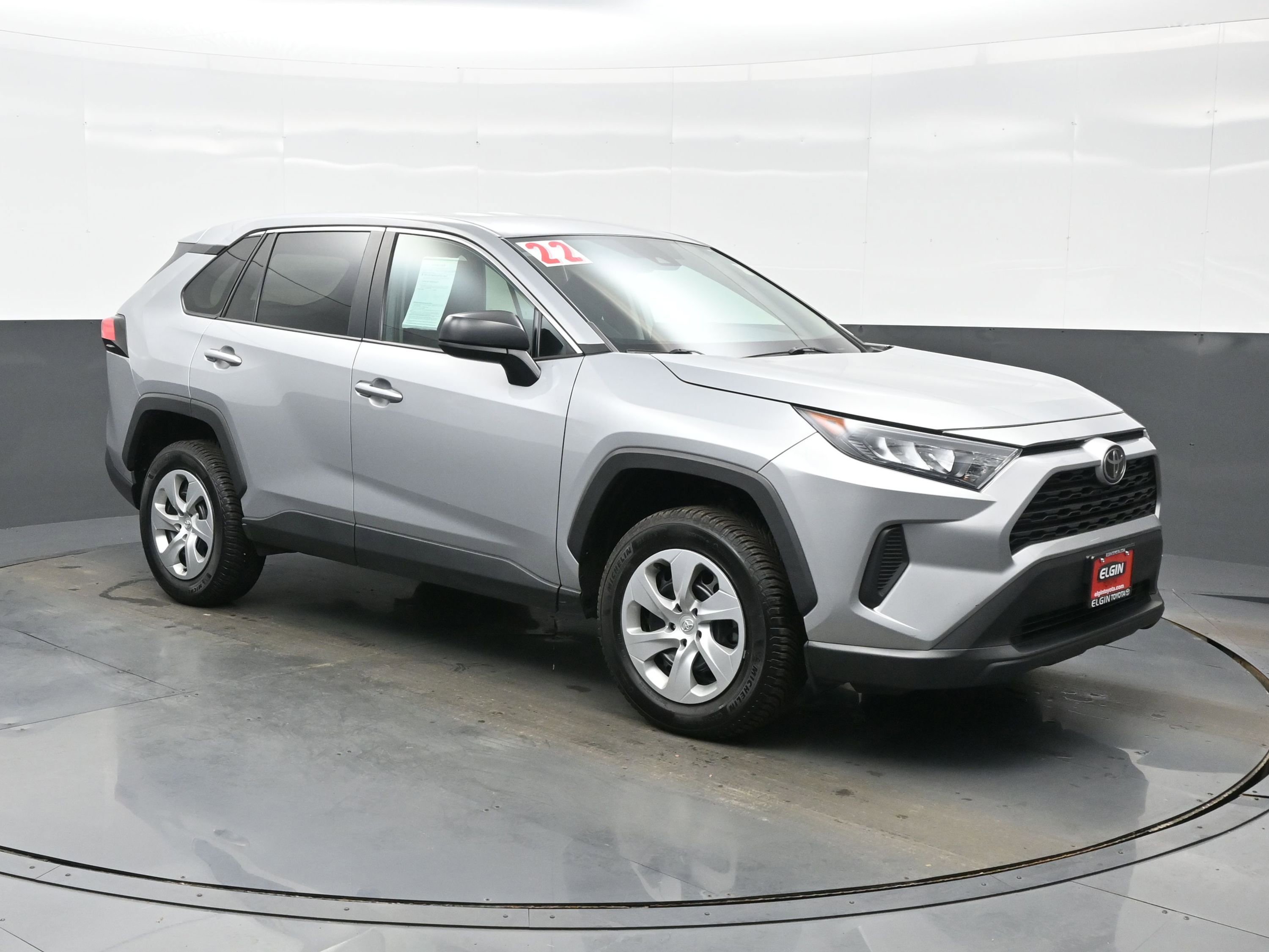 Used 2022 Toyota RAV4 LE AWD/4WD image 8