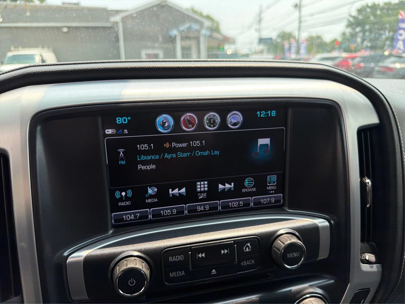 Used 2018 GMC Sierra 1500 SLE w/ SLE Value Package AWD/4WD image 17