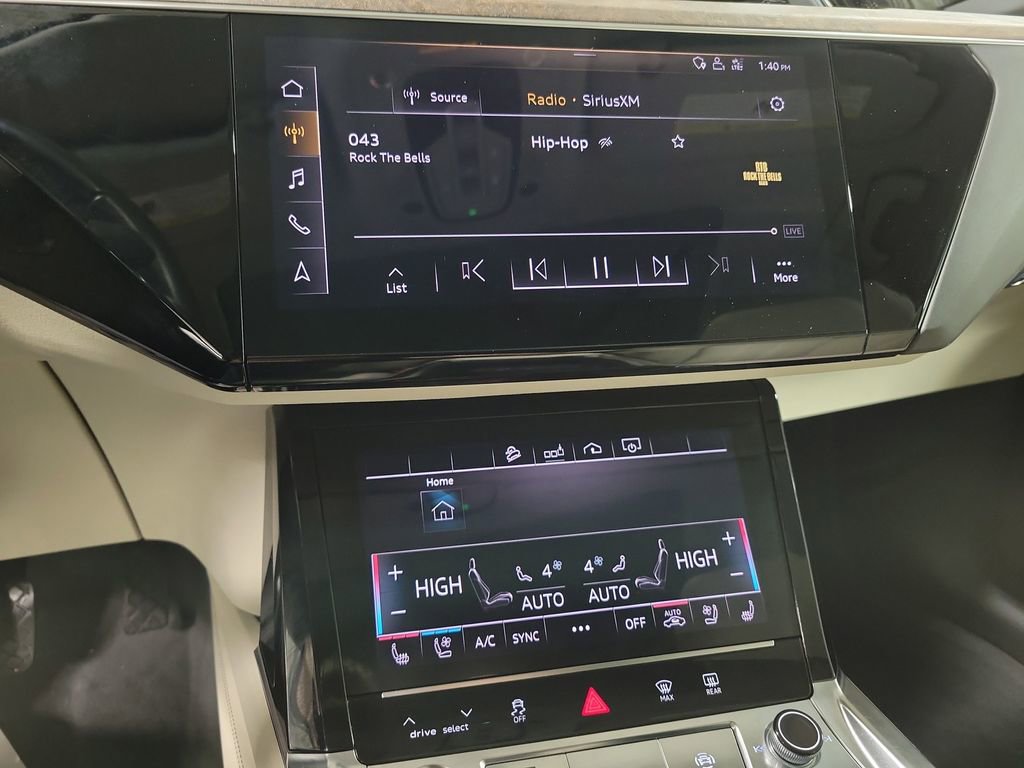 Used 2019 Audi e-tron Premium Plus image 14