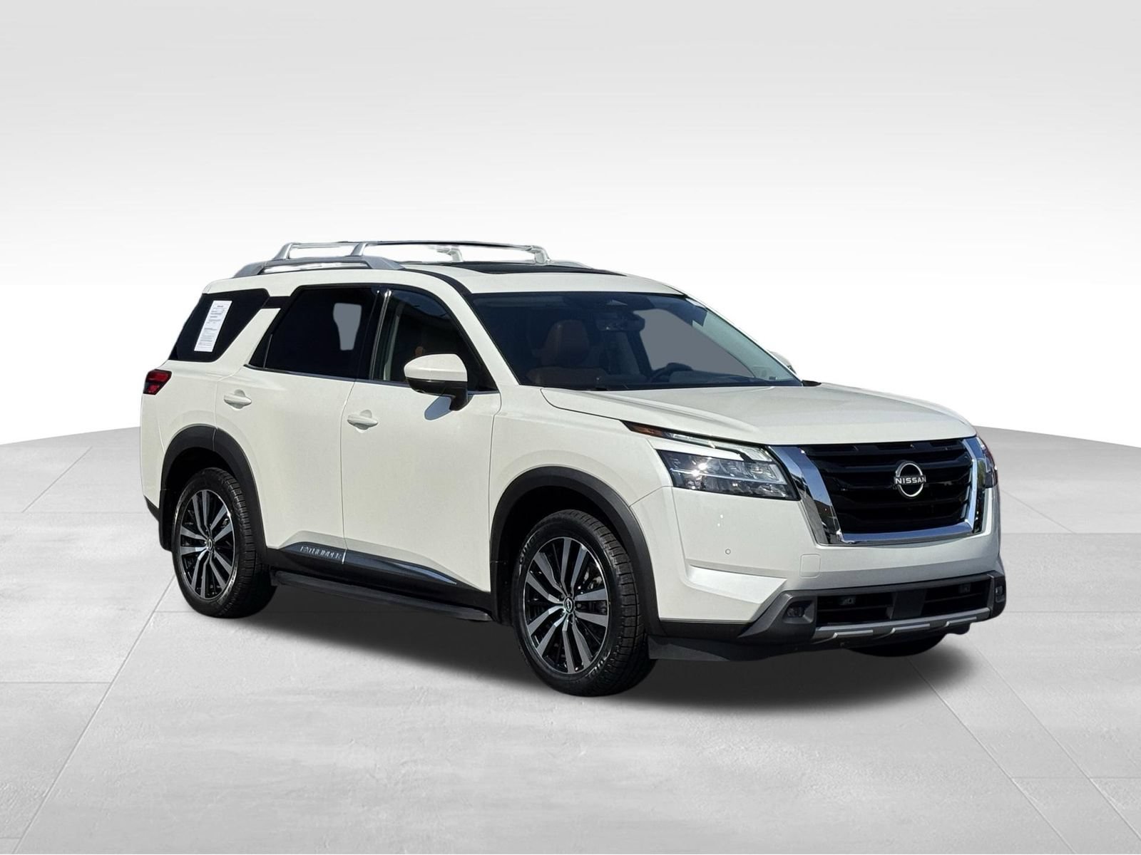 Used 2023 Nissan Pathfinder Platinum w/ Lighting Package (N93) AWD/4WD image 57
