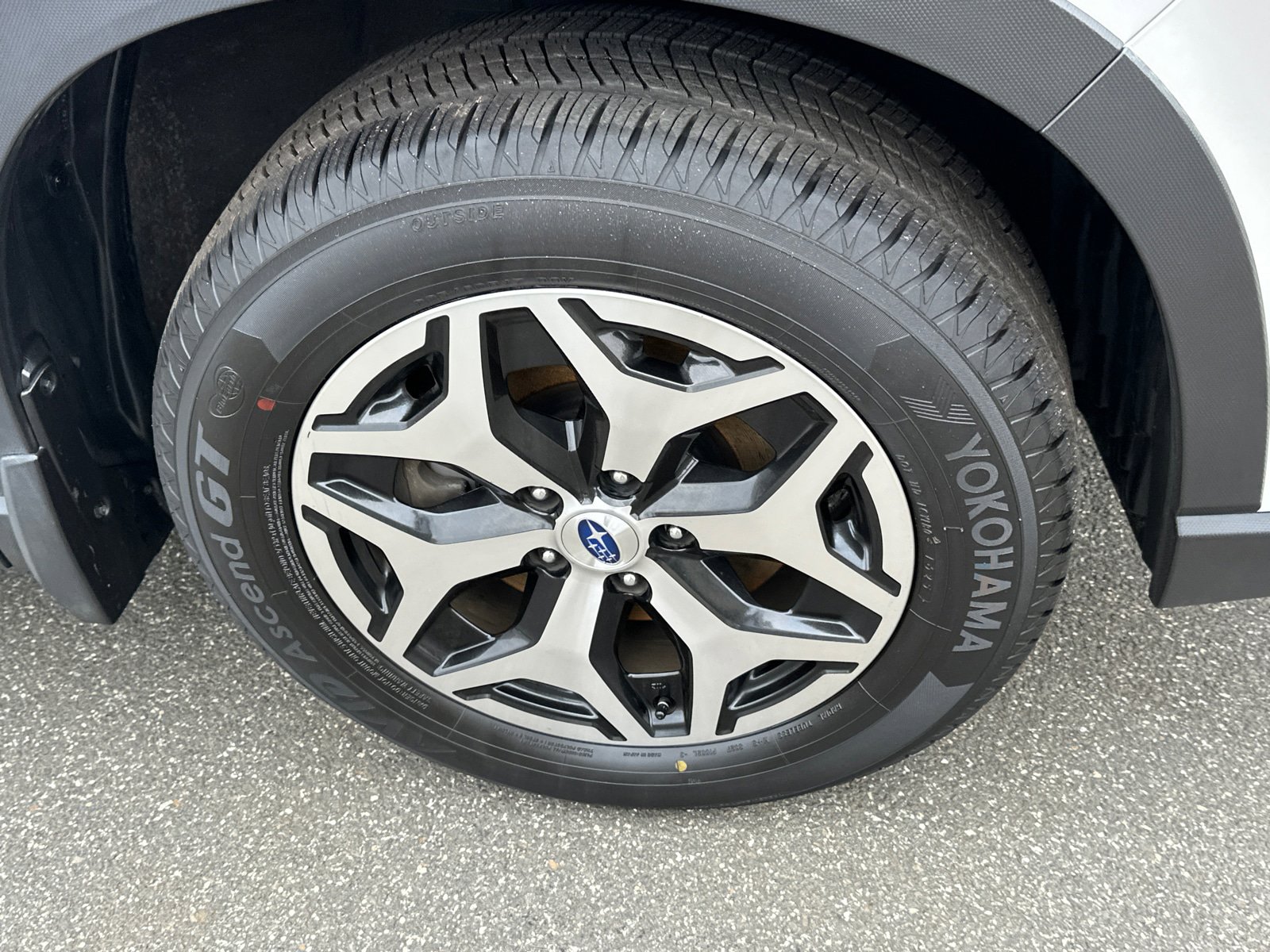 Used 2020 Subaru Forester Premium image 7
