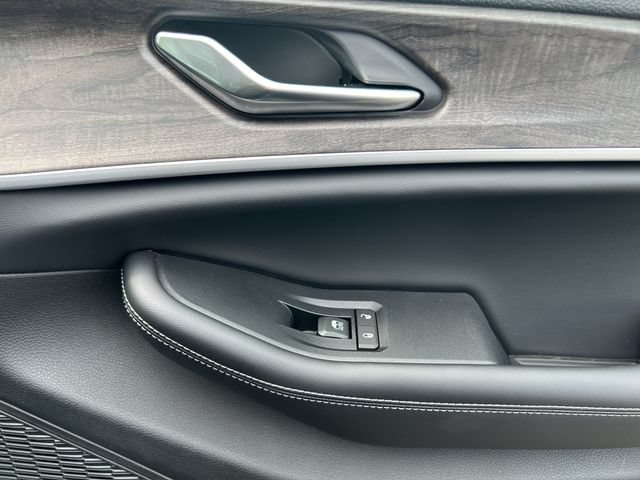 New 2026 Jeep Grand Cherokee L 4WD image 21