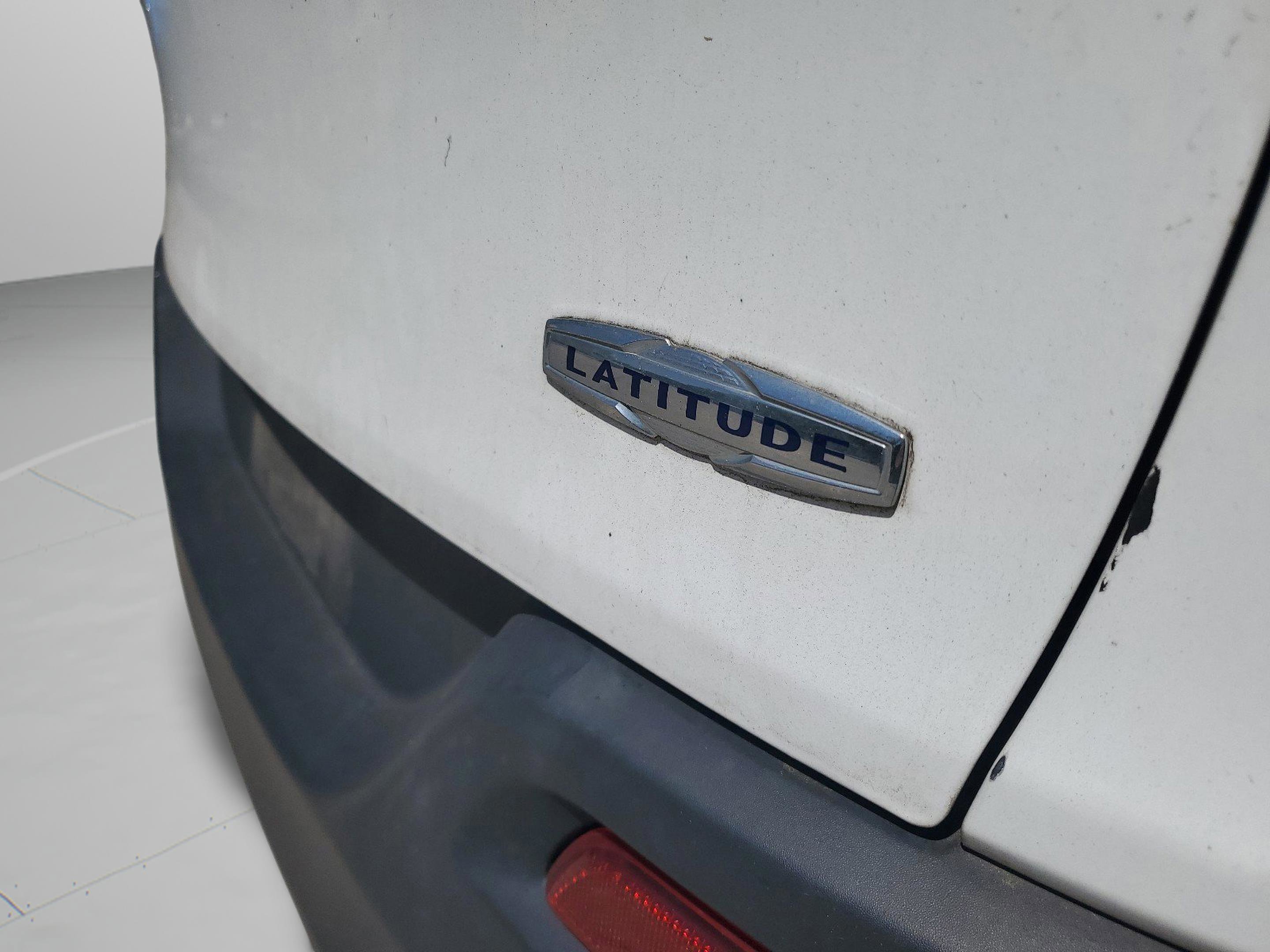 Used 2017 Jeep Cherokee Latitude FWD image 30