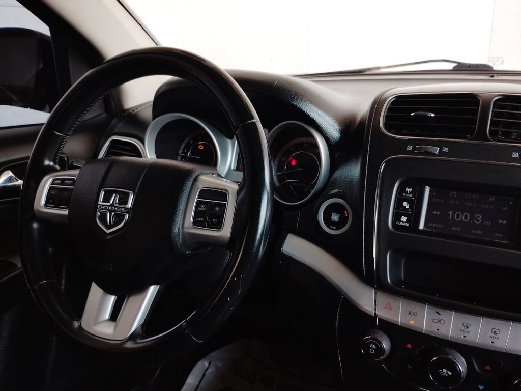Used 2018 Dodge Journey SXT w/ Connectivity Group FWD image 26