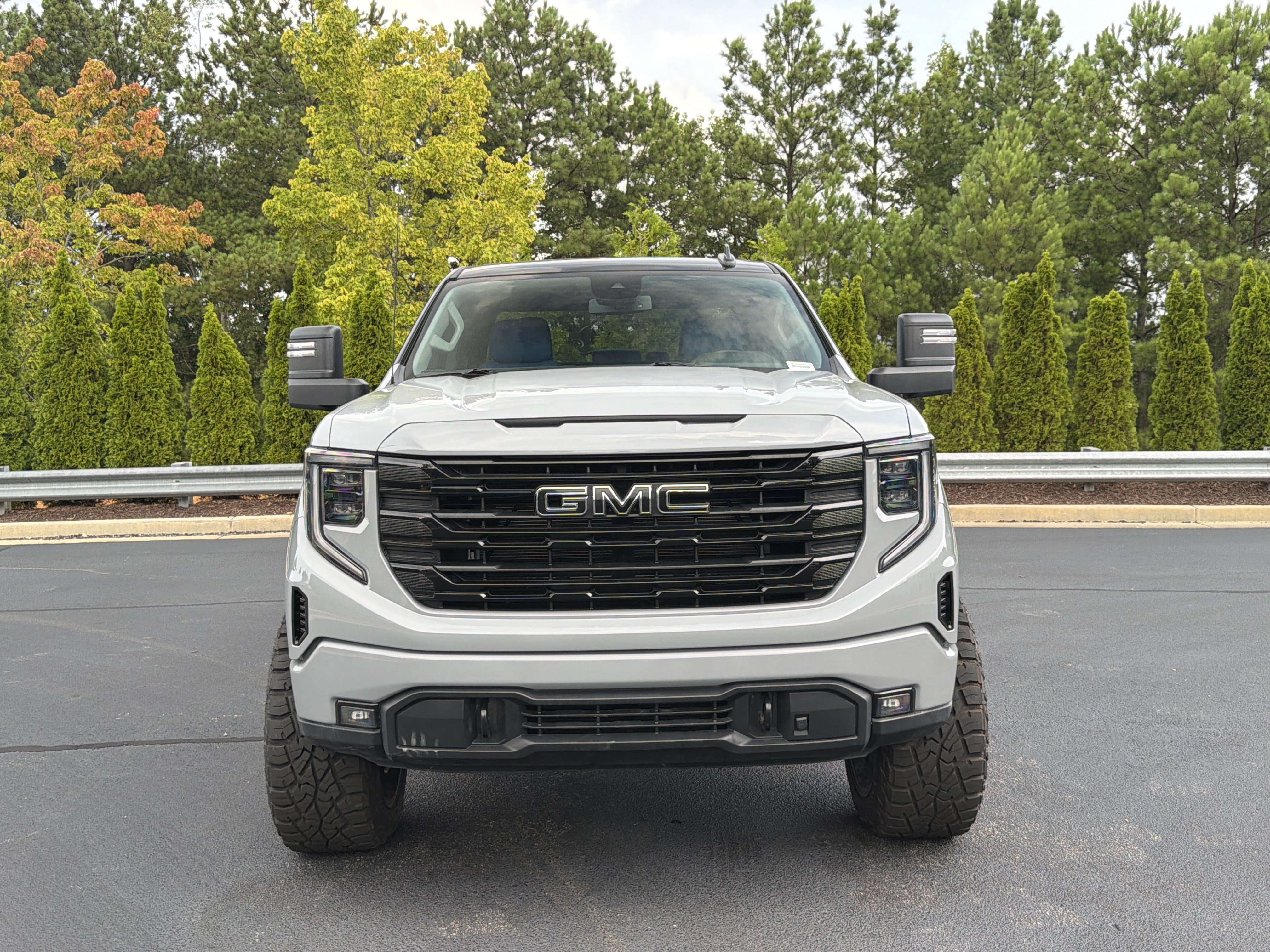 Used 2024 GMC Sierra 1500 Elevation AWD/4WD image 12