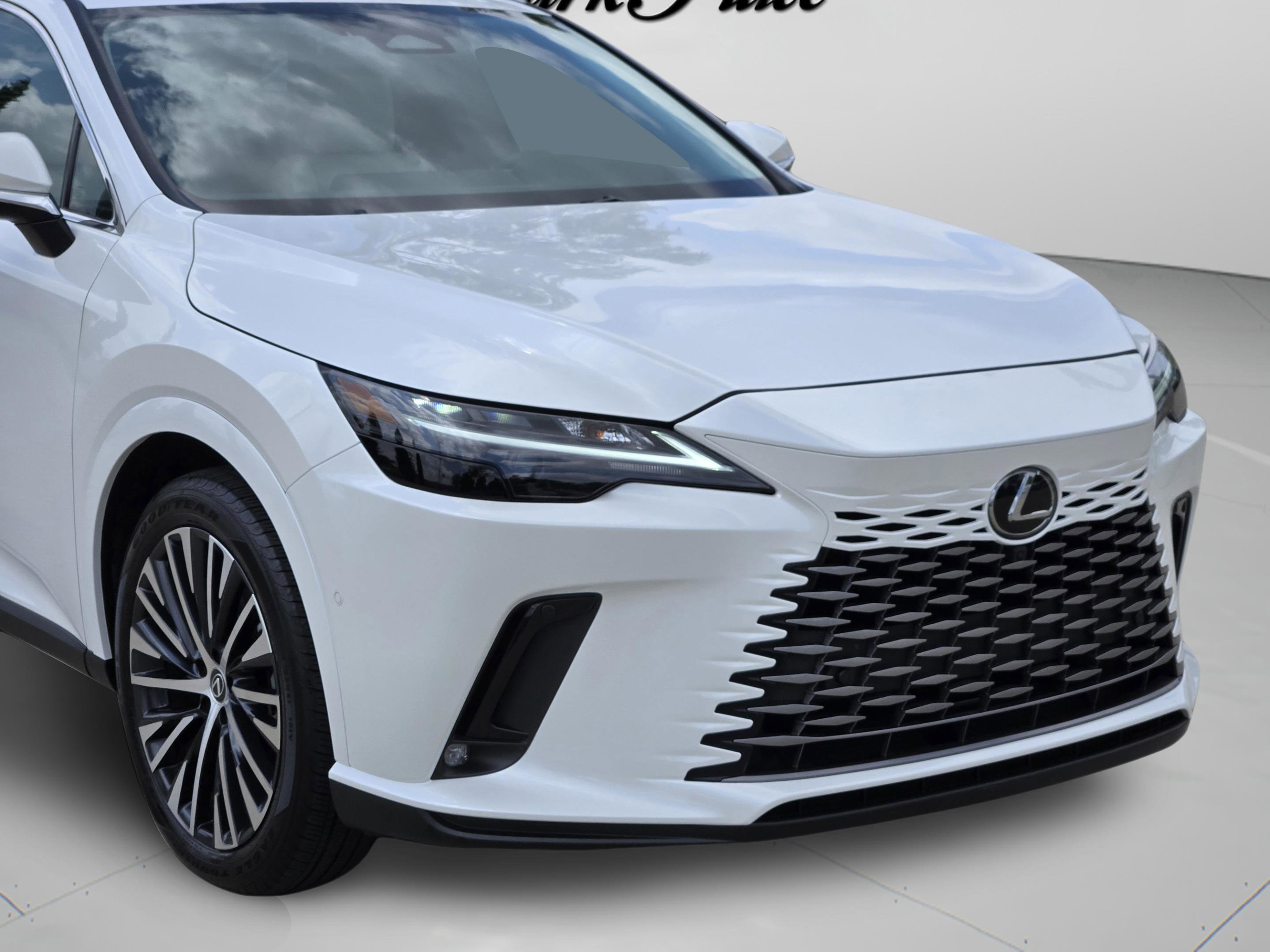 Used 2025 Lexus RX 350 Premium Plus w/ Convenience Package FWD image 33