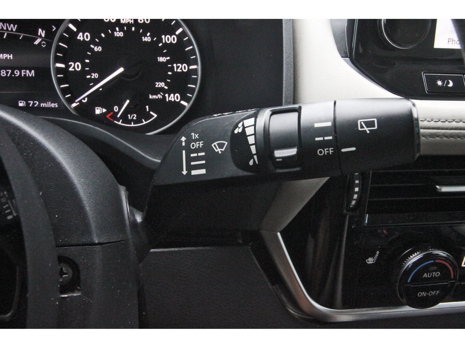 Used 2021 Nissan Rogue SL w/ Premium Package FWD image 21