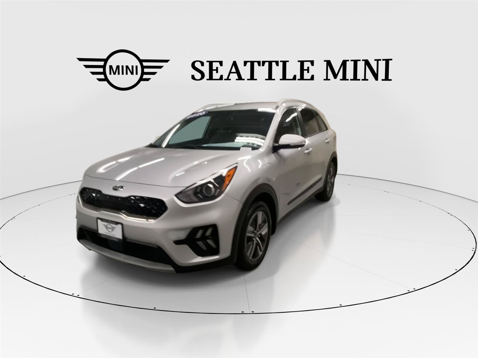Used 2020 Kia Niro EX FWD image 4