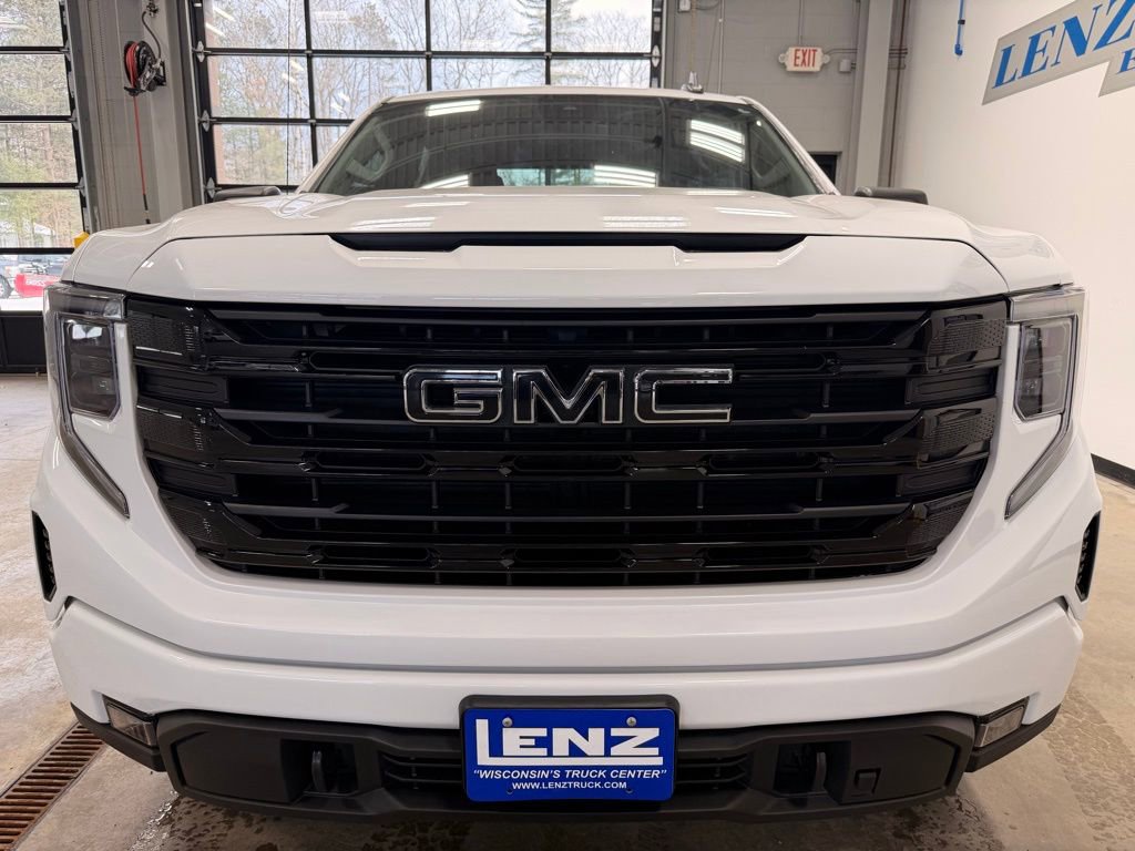 Used 2024 GMC Sierra 1500 Elevation AWD/4WD image 3