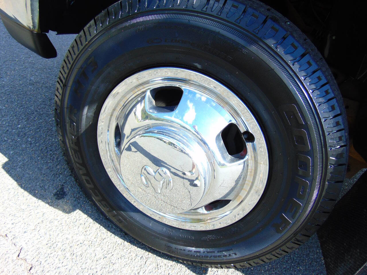 Used 2004 Dodge Ram 3500 Truck SLT w/ Trailer Tow Group image 59