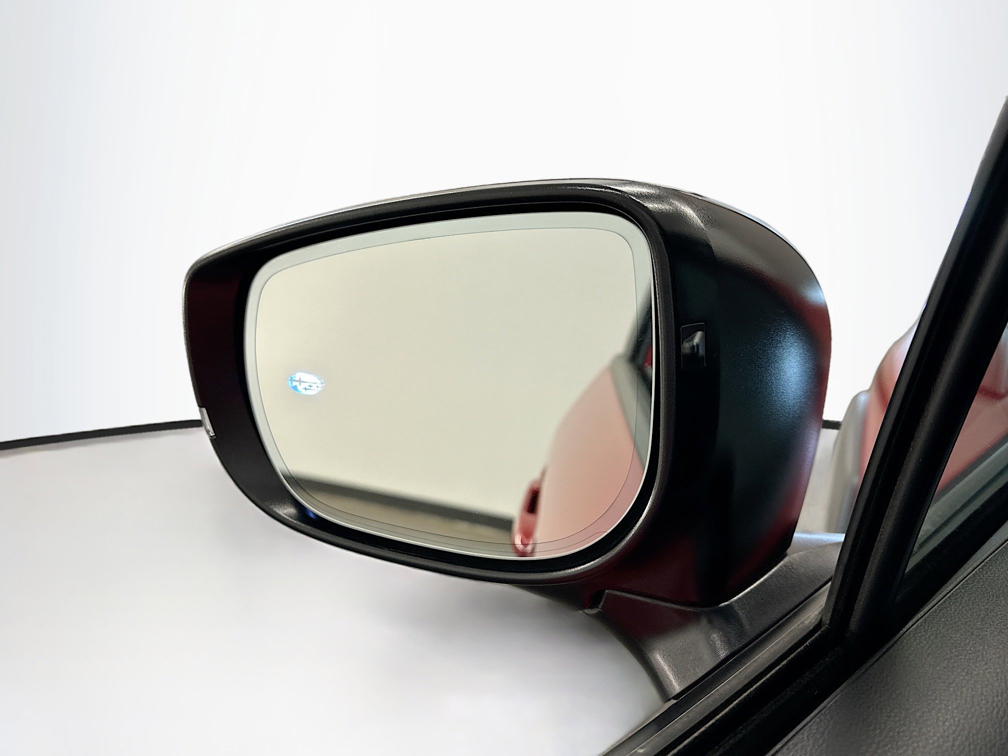 Used 2024 Subaru Crosstrek 2.5i Limited w/ Crosstrek Mirror Package image 16