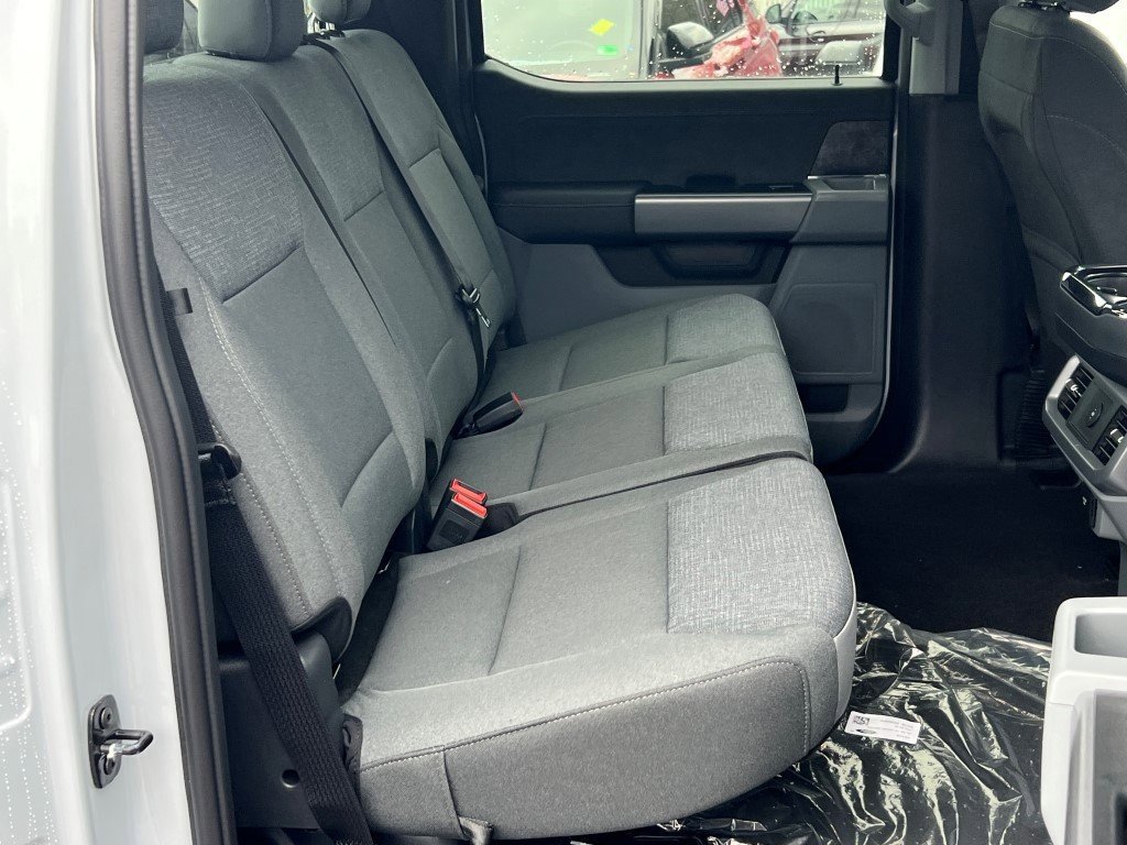 New 2025 Ford F150 Lightning XLT image 11