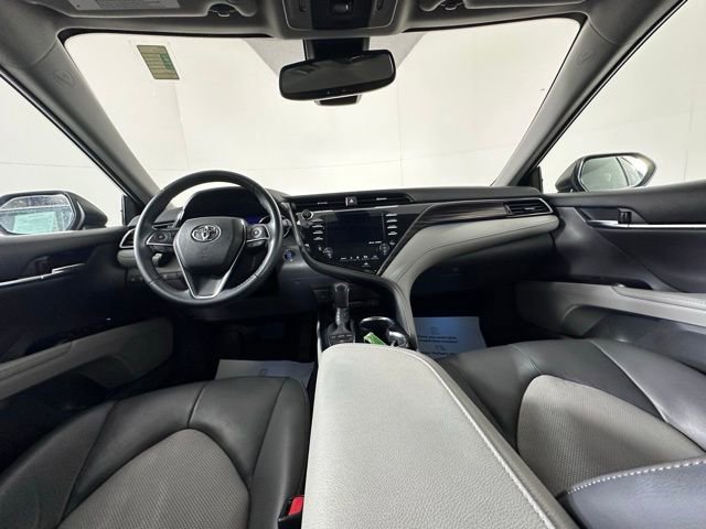 Used 2020 Toyota Camry XLE image 16