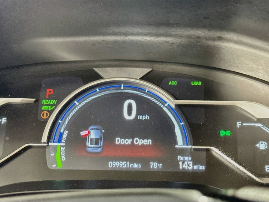 Used 2018 Honda Clarity Plug-In Hybrid image 17