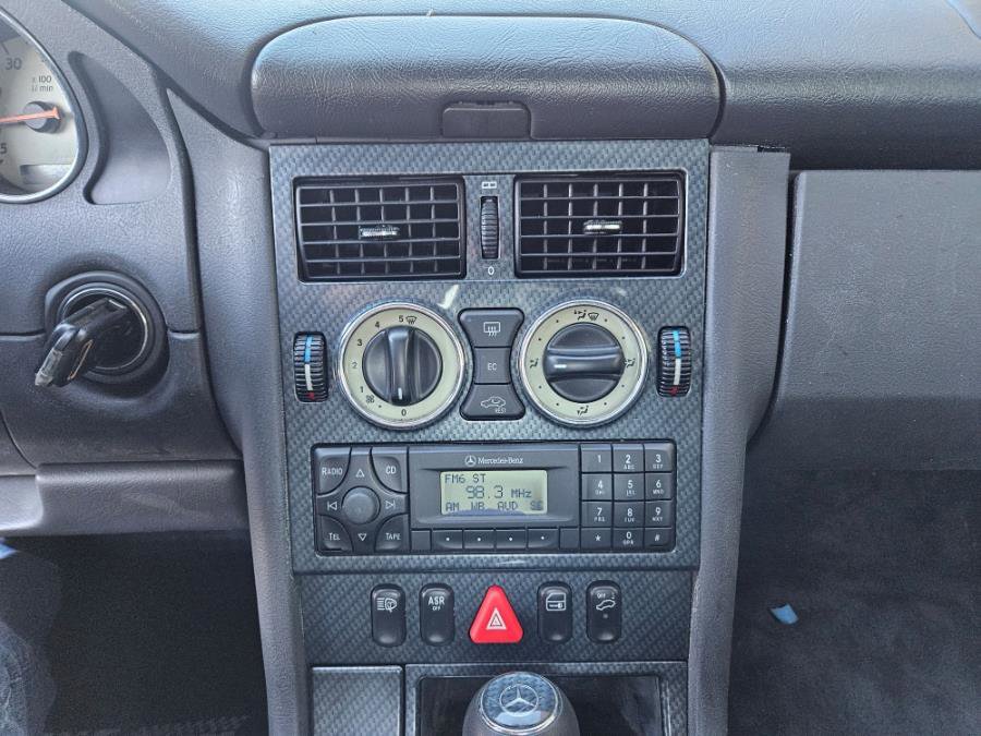 Used 1999 Mercedes-Benz SLK 230 image 8